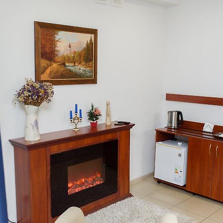 M&M Aparthotel Sumy Ngoại thất bức ảnh